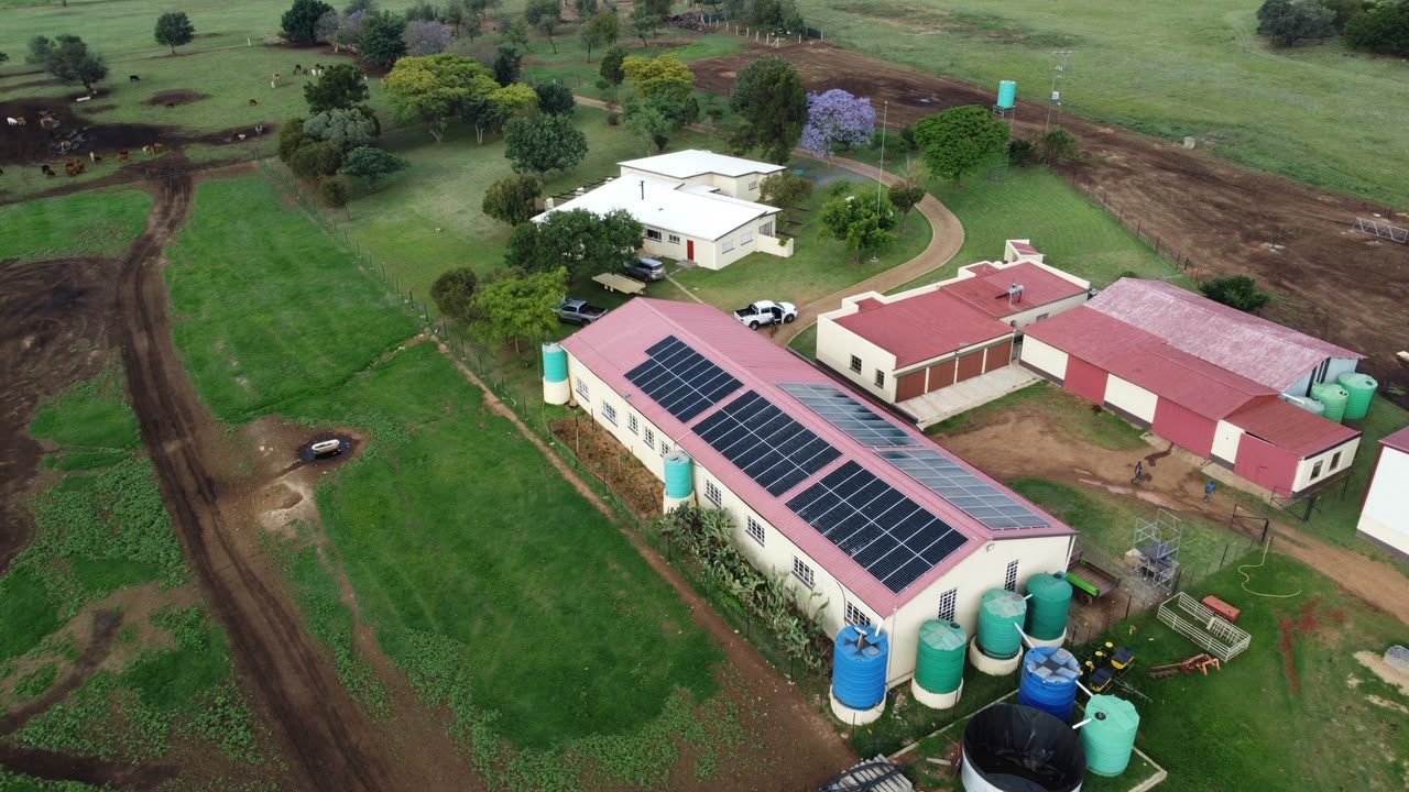 Rooftop generation and water storage, agricultural site